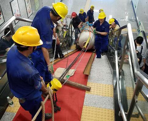 人生就是博公司东莞下桥地铁搬运施工