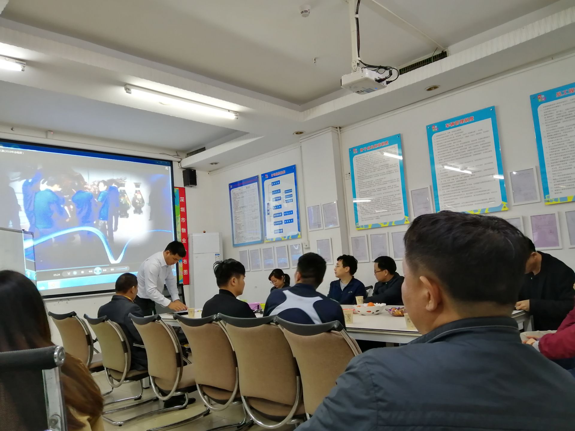 深圳搬家公司人生就是博的未来设计与构想